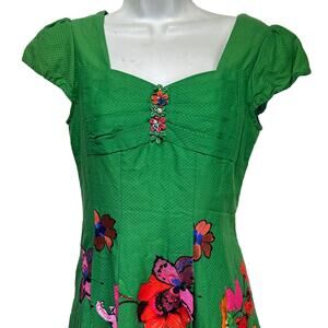 mosdiors green floral embroidered bead embellished dress Size 6